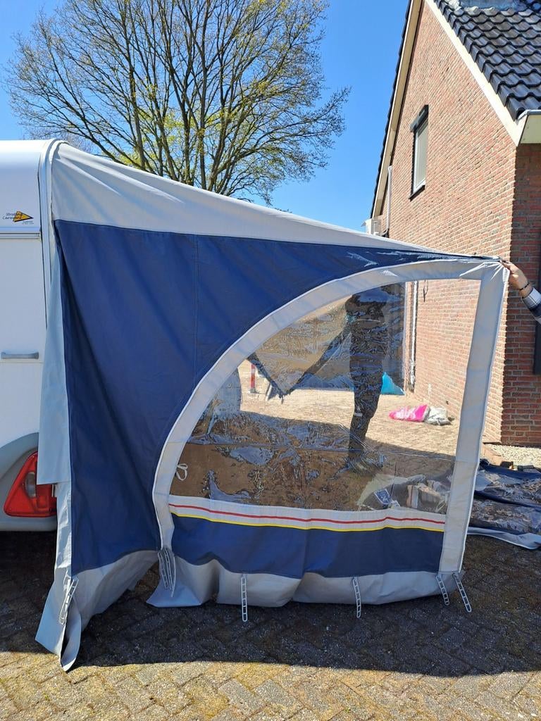 Zo goed als nieuwe voortent voor caravan, Ophalen, Zo goed als nieuw, Overige merken