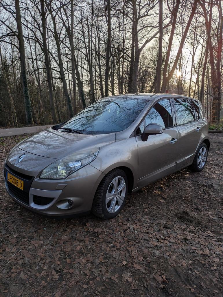 Renault Scenic 2009 1.4TCE Dynamique, Voorwielaandrijving, Euro 5, Stof, 1295 kg