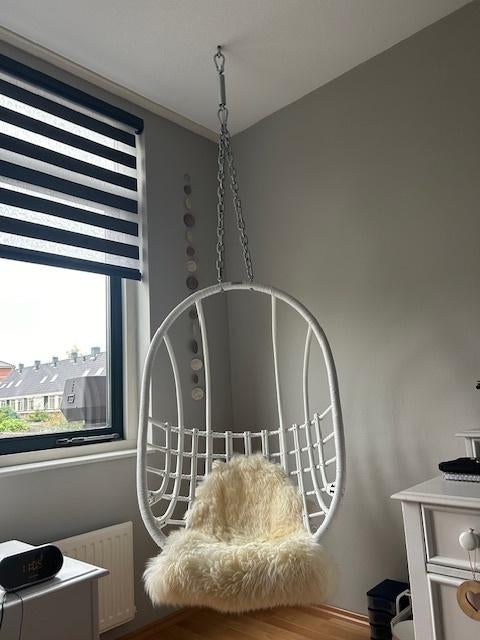egg chair sissy boy met echte schapenvacht, Huis en Inrichting, Ophalen, Wit, Zo goed als nieuw, Eén