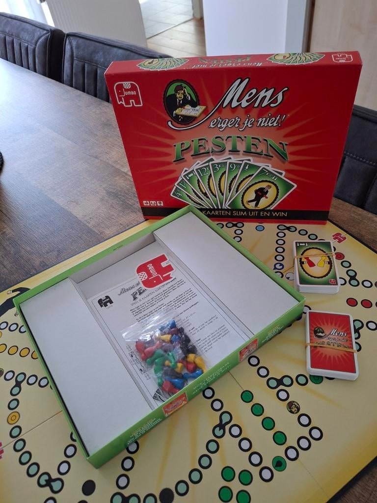 Mens erger je niet pesten, Hobby en Vrije tijd, Gezelschapsspellen | Bordspellen, Ophalen of Verzenden, Zo goed als nieuw