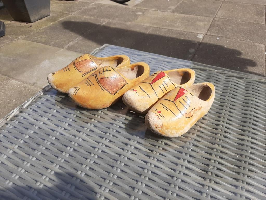 2 paar Prachtige Vintage Kinder Klompen Maat 15 en 13 cm, Ophalen of Verzenden