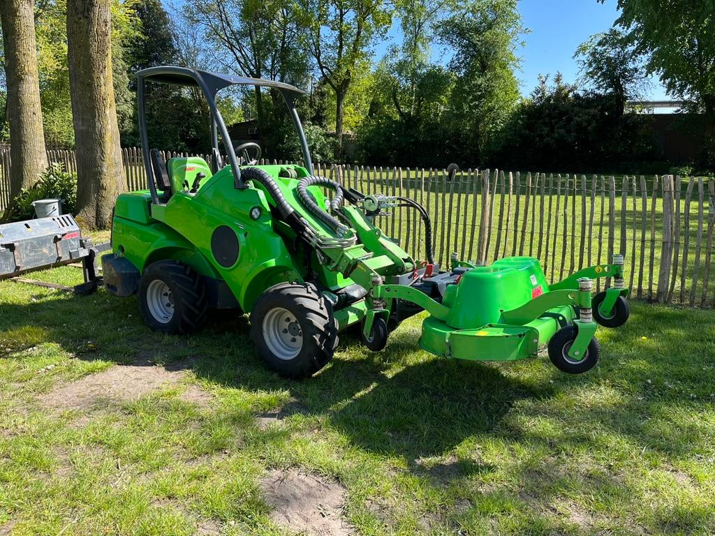 Avant 528 BJ 2020 met hydraulische cirkelmaaier 1050 uur, Ophalen of Verzenden, Wiellader of Shovel