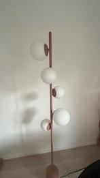 Roze vloerlamp met bollen, Huis en Inrichting, Lampen | Vloerlampen, Ophalen of Verzenden, Gebruikt, Metaal, 150 tot 200 cm