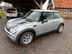 Mini Mini 1.6 One Salt, Voorwielaandrijving, Gebruikt, Zwart, 4 cilinders