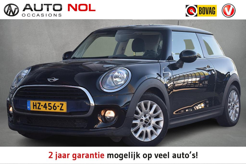 Mini Mini 1.5 Cooper Business | Airco | Cruise | Navi | Lich, Auto's, Gebruikt, 4 stoelen, Origineel Nederlands, Bedrijf