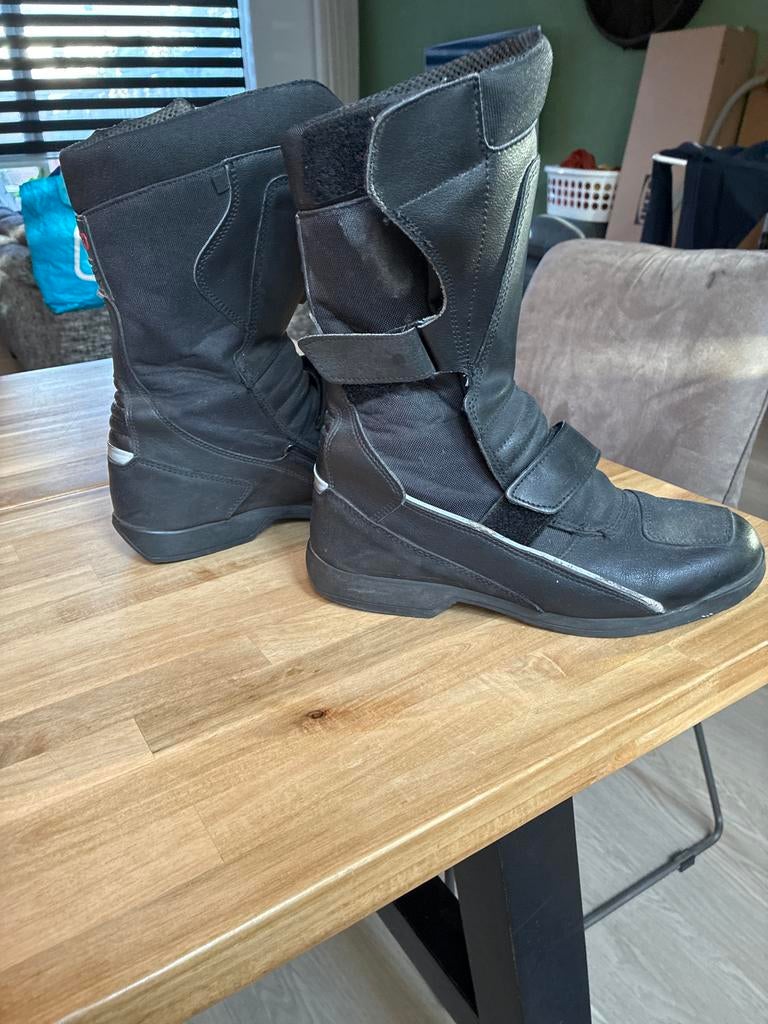 Zwarte motorlaarzen maat 43, Motoren, Ophalen of Verzenden, Tweedehands, Laarzen
