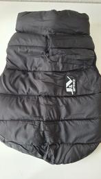 Zwarte hondenjas J&V sport maat L winterjas hond winter jas, Dieren en Toebehoren, Ophalen of Verzenden, Hondenjas
