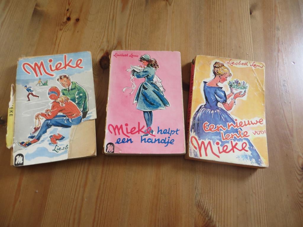 3 delen Mieke- Liesbeth Lems, Boeken, Ophalen of Verzenden, Gelezen