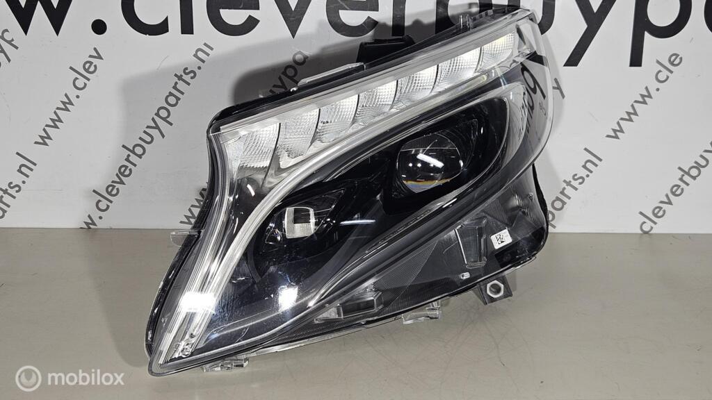 Koplamp origineel led Vito Bestel W447 ('14-'19) A4479069700, Gebruikt, Mercedes-Benz, Ophalen of Verzenden, Mercedes-Benz