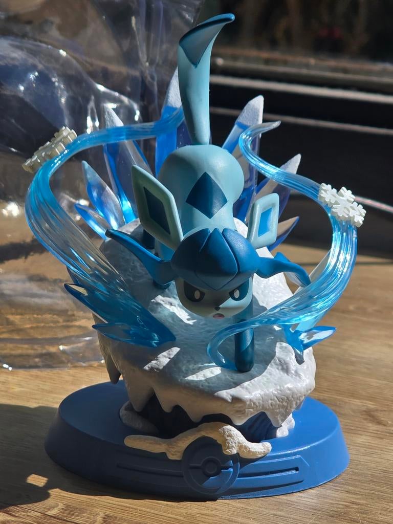 Glaceon Eevee Pokemon beeldje met holographic kaartje, Verzamelen, Ophalen of Verzenden, Nieuw