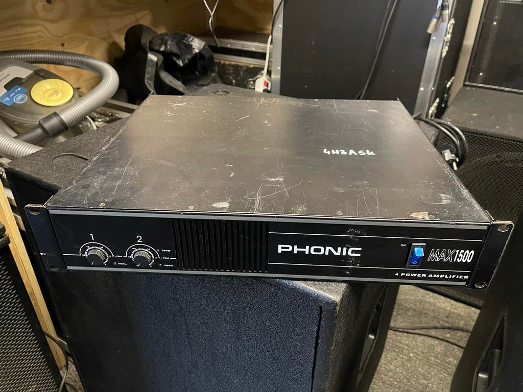 Phonic MAX1500 Eindversterker - Krachtige PA Versterker, Muziek en Instrumenten, Versterkers | Keyboard, Monitor en PA, Gebruikt