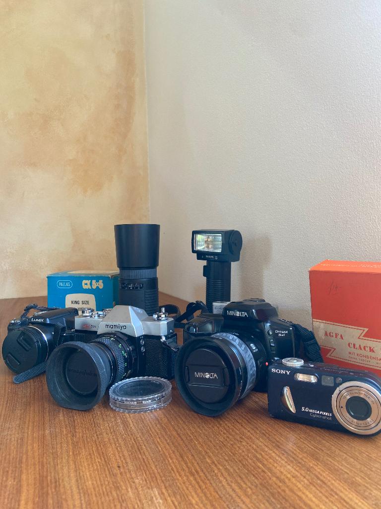 Partij camera’s & accessoires | verzameling analoog digitaal, Ophalen of Verzenden, Gebruikt, Compact, Overige Merken