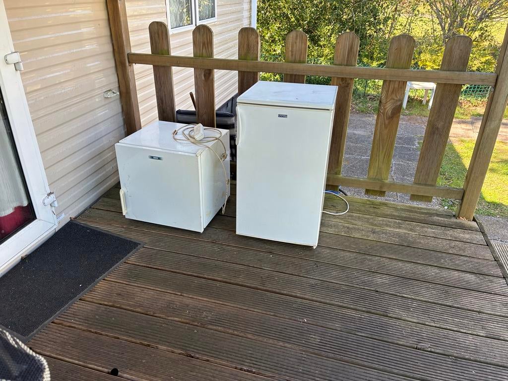 Koelkast en vrieskistje, Witgoed en Apparatuur, 85 tot 120 cm, Ophalen of Verzenden, Minder dan 75 liter, 45 tot 60 cm