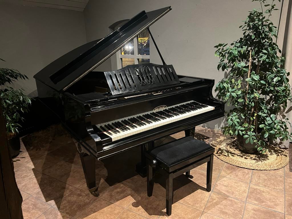 Prachtige Petrof vleugel (1929) – warme klank, speelklaar, Muziek en Instrumenten, Piano's, Gebruikt, Zwart, Ophalen of Verzenden