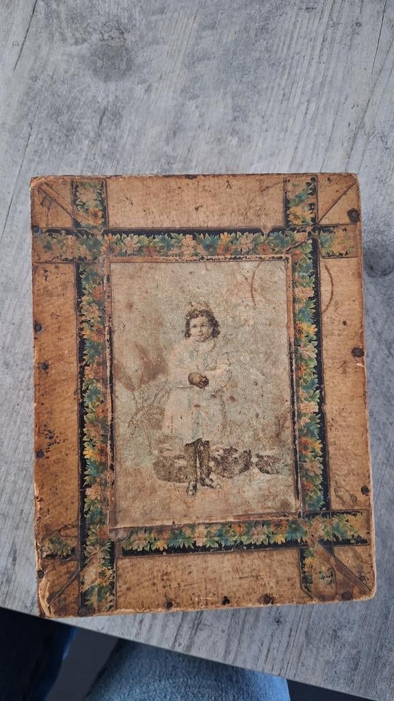 Antiek houten sigarenkistje met decoratieve afbeeldingen, Ophalen