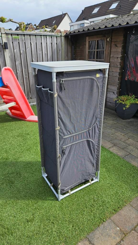 Campart Travel Campingkast - Handig en Compact, Caravans en Kamperen, Kampeermeubelen, Ophalen of Verzenden, Gebruikt, Campingkast