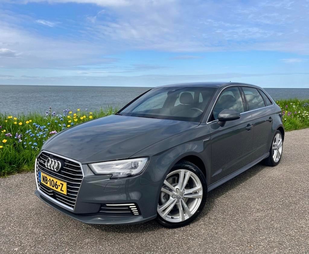 Audi A3 Sportback e-tron S-line | Facelift | NAP| Nieuwe APK, Auto's, Audi, Zwart, 4 cilinders, Leder en Stof, 1395 cc