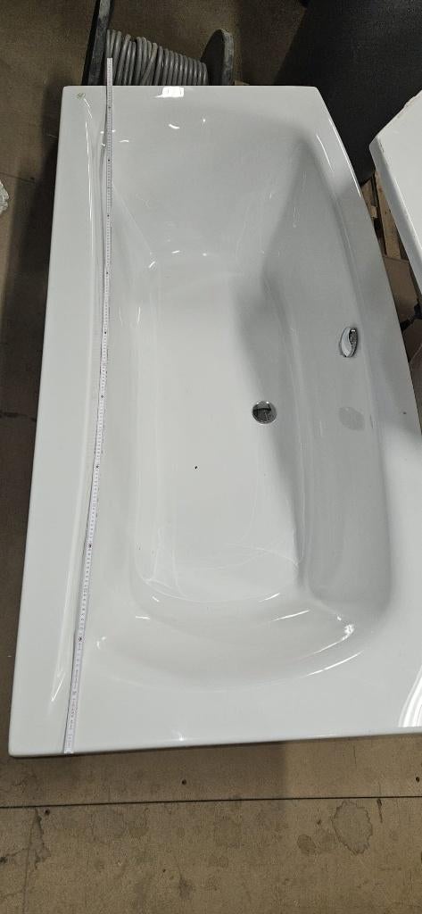 Showroom baden, Ophalen, Zo goed als nieuw, Bad