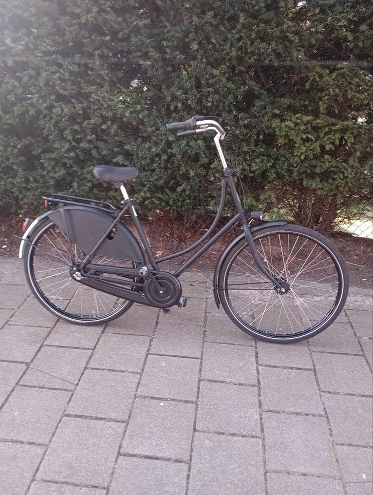 Azor omafiets 55 cm 3 versnellingen  28 inch, Fietsen en Brommers, Fietsen | Dames | Omafietsen, Gebruikt, 50 tot 53 cm, Versnellingen