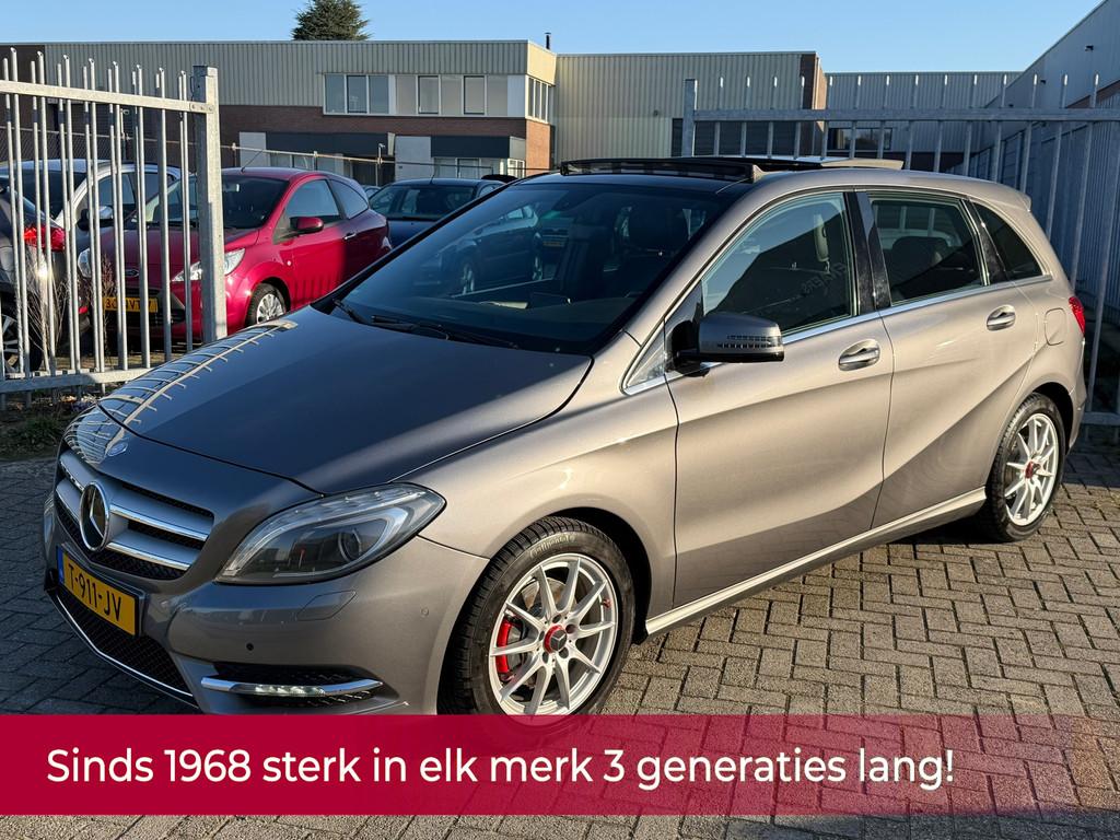 Mercedes-Benz B-klasse 180 Ambition HOGE INSTAP! PANORAMA l, Voorwielaandrijving, Gebruikt, 4 cilinders, Leder en Stof