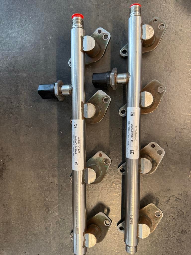 Brandstofrail Mercedes-Benz A2600701000, Ophalen of Verzenden, Gebruikt, Mercedes-Benz