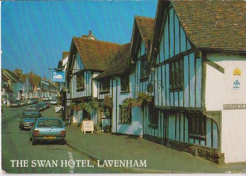 Engeland, Lavenham met auto's Austin Metro , Saab 900, Verzamelen, Ansichtkaarten | Buitenland, Gelopen, Engeland, Ophalen of Verzenden
