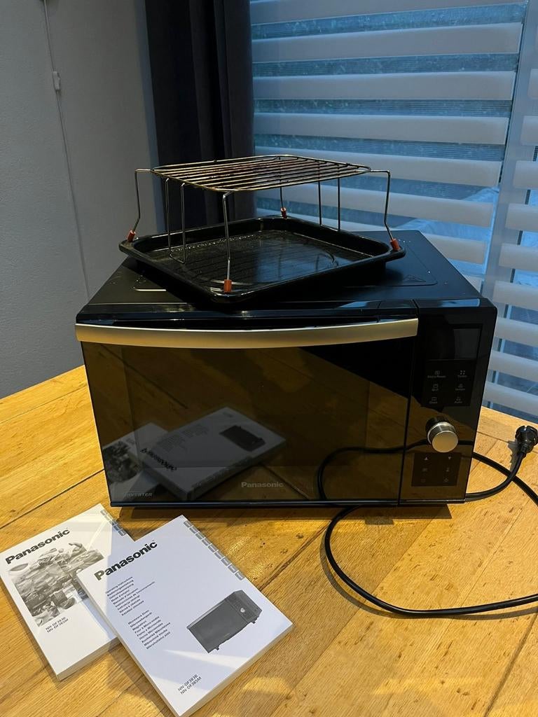 Panasonic NN-DF383B combimagnetron, Witgoed en Apparatuur, Magnetrons, Ophalen, Gebruikt