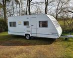 nette Eifelland (Knaus)500 Holiday aparte bedden, Caravans en Kamperen, Caravans, 2 aparte bedden, Rondzit, 7 tot 8 meter, Kachel