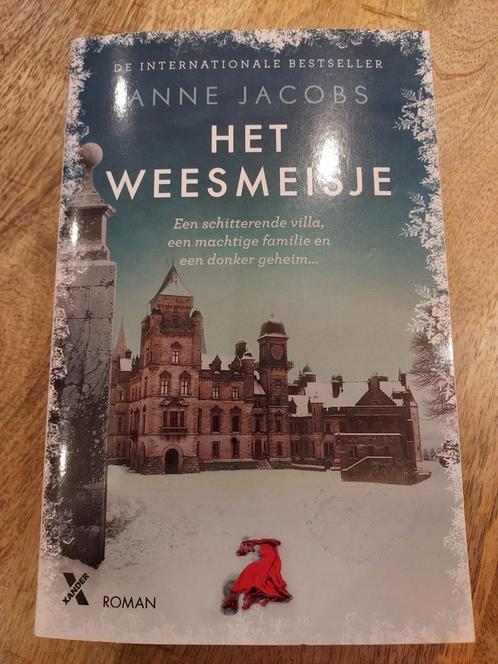 NIEUW Anne Jacobs - Het weesmeisje, Boeken, Literatuur, Nieuw, Nederland, Ophalen of Verzenden