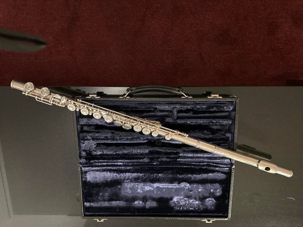 Artley Symfony 77.0 Dwarsfluit - Zilveren Kop, Ophalen of Verzenden, Gebruikt, Dwarsfluit, Met koffer of tas