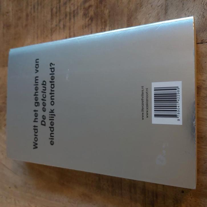 Saskia Noort - Debet, Boeken, Thrillers, Zo goed als nieuw, Ophalen of Verzenden