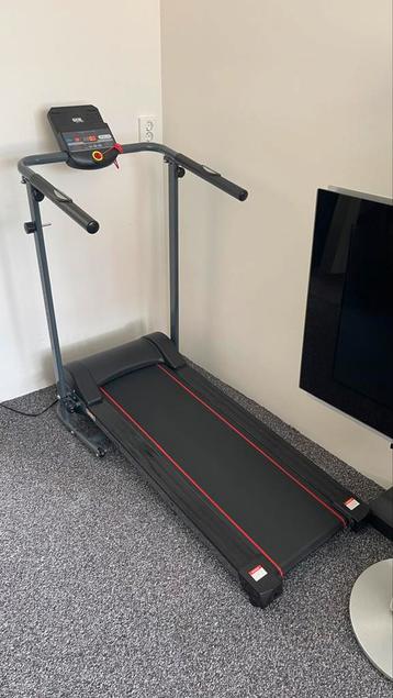 Compacte elektrische loopband van GYMform beschikbaar voor biedingen