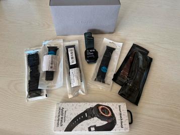 Apple Watch Ultra 2 Black + bands beschikbaar voor biedingen