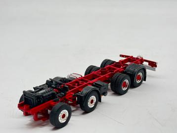WSI 8x4 chassis VERBOUW beschikbaar voor biedingen