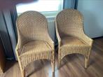 2 riete/rotan stoelen, Tuin en Terras, Tuinstoelen, Ophalen, Zo goed als nieuw, Rotan