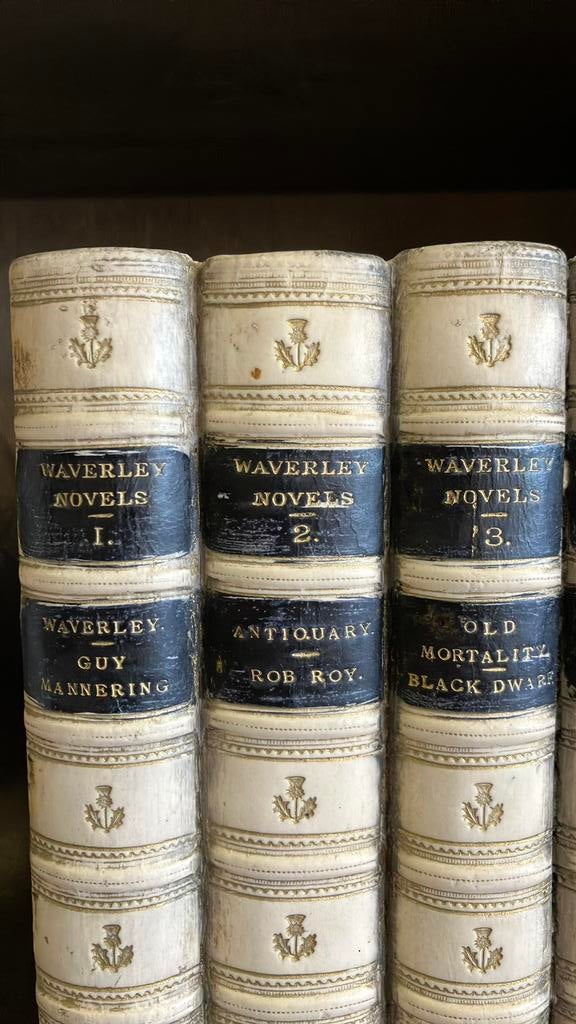 Originele Bookworks CD standaard, Antiek en Kunst, Antiek | Boeken en Bijbels, Ophalen of Verzenden