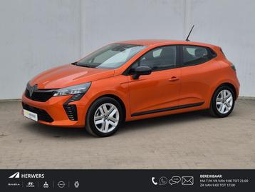 Renault Clio 1.6 E-Tech Hybrid 145 Evolution Automaat / Navi beschikbaar voor biedingen