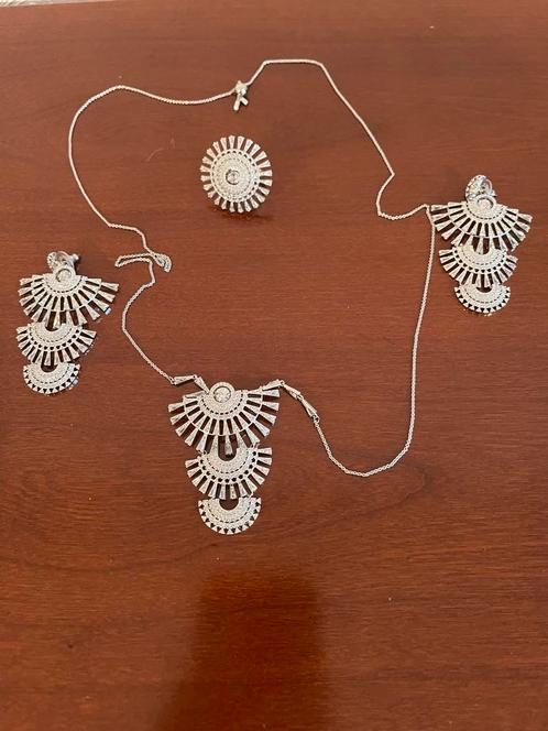 Swarovski sparkling DC ketting, oorbellen en ring, Sieraden, Tassen en Uiterlijk, Kettingen, Nieuw, Overige materialen, Zilver