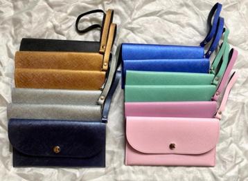 Partij clutch / portemonnee met polsband 12 stuks beschikbaar voor biedingen