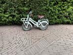 Te koop mooi wit kinderfietsje 12 inch,  incl. zijwieltjes, Ophalen, Zijwieltjes, Gebruikt, Minder dan 16 inch