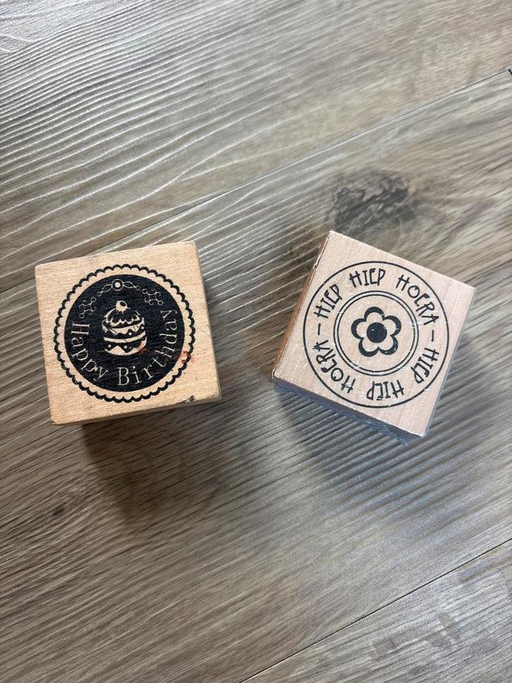 Leuke Juffen Stempels - Verjaardag & Feest, Hobby en Vrije tijd, Stempelen, Gebruikt, Houten stempel, Ophalen of Verzenden