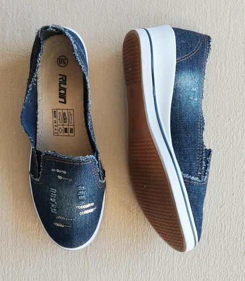 DAMESSCHOENEN MAAT 38, Kleding | Dames, Schoenen, Zo goed als nieuw, Sneakers of Gympen, Overige kleuren, Ophalen