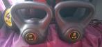 Set van 2 Kettlebells - 2kg en 4kg, Ophalen, Gebruikt, Rug, Kettlebell