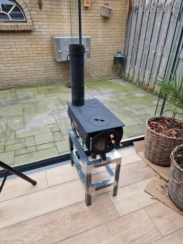 Frame voor de Anevay Frontier Plus Stove houtkachel beschikbaar voor biedingen