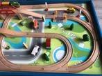 Speeltafel Houten Treinset., Ophalen, Zo goed als nieuw
