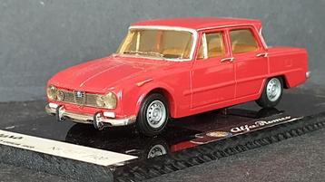 Alfa Romeo Giulia 1600 Ti 1:43 Hostaro Pol  beschikbaar voor biedingen