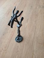 Gietijzeren beeldje: Moeder met kind, Antiek en Kunst, Ophalen of Verzenden