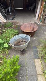 Zinken teil en een ijzeren, Tuin en Terras, Bloembakken en Plantenbakken, Ophalen, Overige materialen, Gebruikt, 30 tot 60 cm