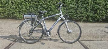 Elektrische herenfiets RUN & BIKE 53CM beschikbaar voor biedingen
