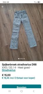 Stradivarius spijkerbroek maat 32, Kleding | Dames, Ophalen of Verzenden, Zo goed als nieuw, Grijs, W30 - W32 (confectie 38/40)